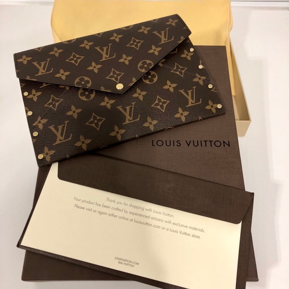 Louis Vuitton Handbags - Louis Vuitton Envelope Clutch